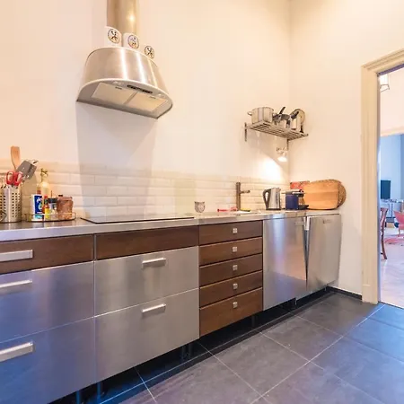 Panorama Liberty Bridge Apartment *